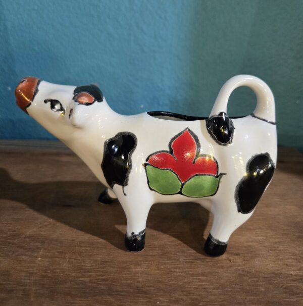 Cow creamer, talavera - Image 4