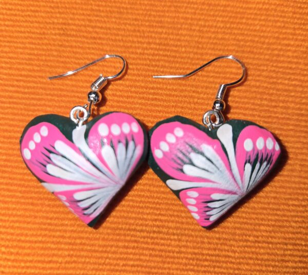 Heart earrings, wood