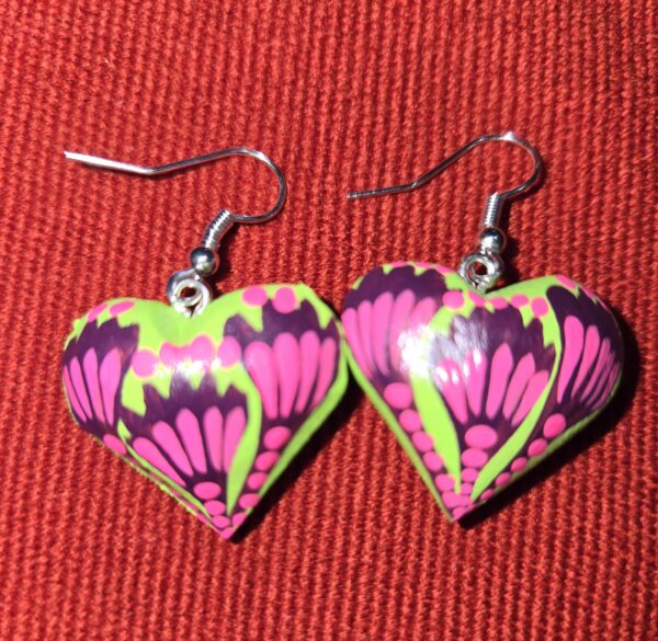 Heart earrings, wood