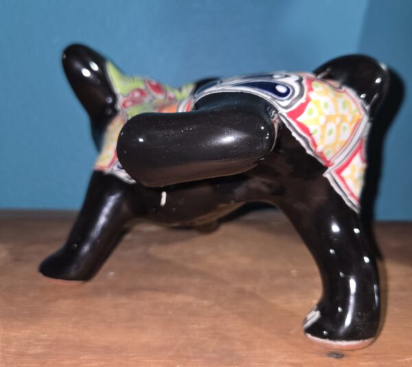 Peeing chihuahua dog figurine, talavera - Image 2