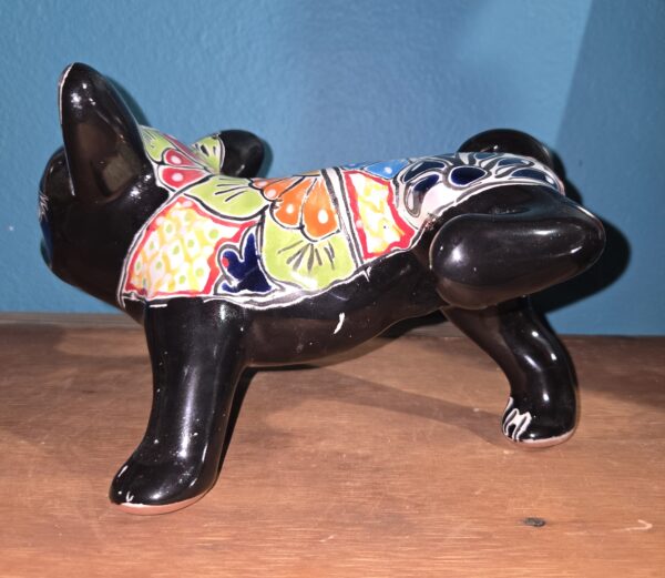 Peeing chihuahua dog figurine, talavera - Image 3