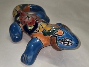 Talavera Pottery Hand Painted Iguana Figurine Mexican Art 9.5 Inch Long