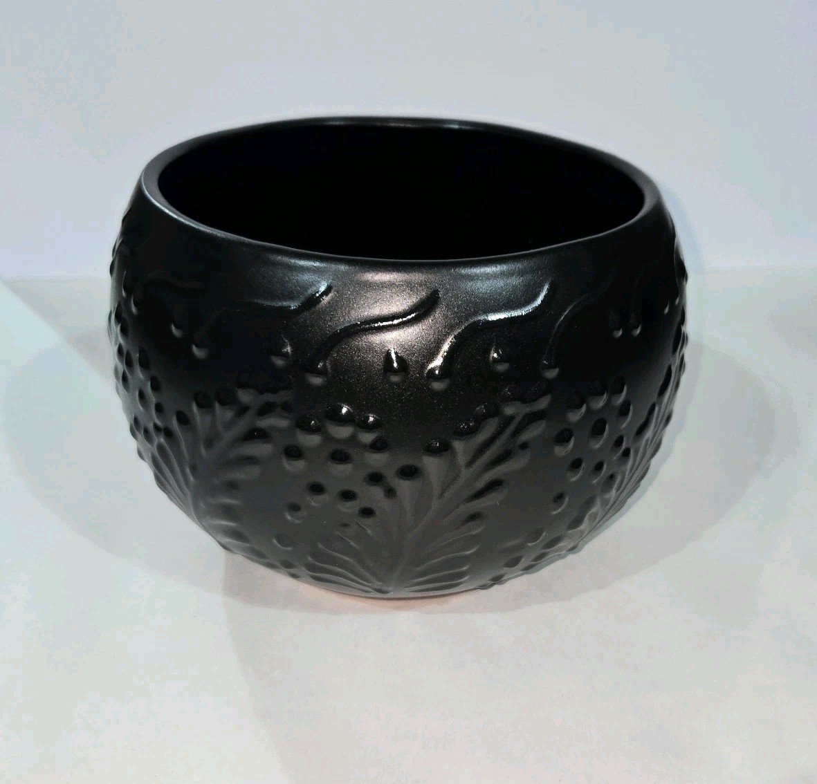 Black Round Planter 7 X 5 Inches Tall Hand Painted Mexican Art Clay Pot 2 Black Round Planter 7 X 5 Inches Tall Hand Painted Mexican Art Clay Pot