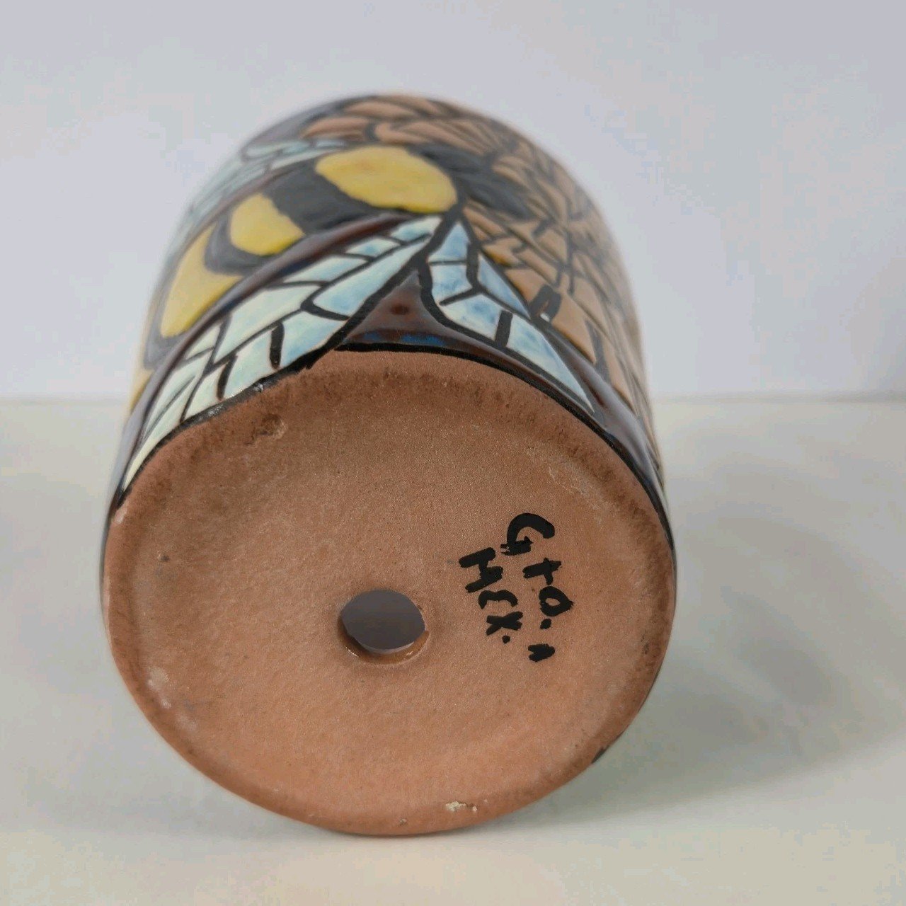 Ceramic Clay Hand Painted Pot Reliefe Bee And Flower Painting Mexican Art 6 Ceramic Clay Hand Painted Pot Reliefe Bee And Flower Painting Mexican Art