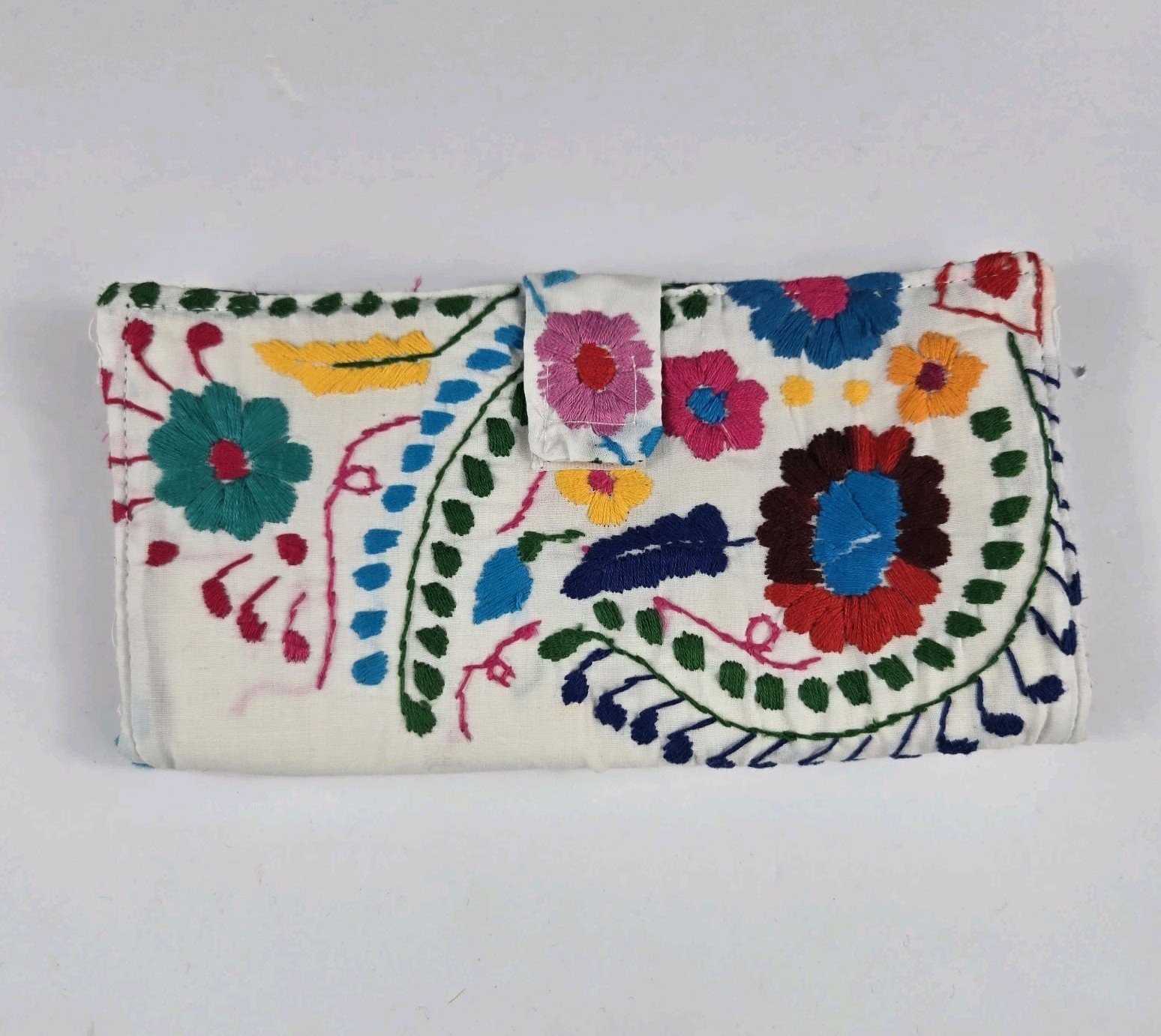 Hand Embroidered 4.5 X 8 Inches Clutch Purse Wallet Mexican Art